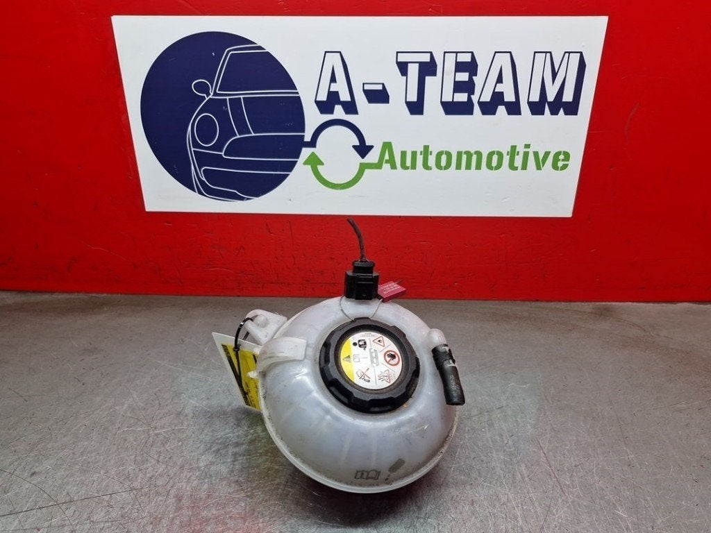 VASE D'EXPANSION Audi Q5 (FYB / FYG) (|5Q0121407M|), Autos : Pièces & Accessoires, Auto-Union-Straße  1,
85057  Ingolstadt, DE