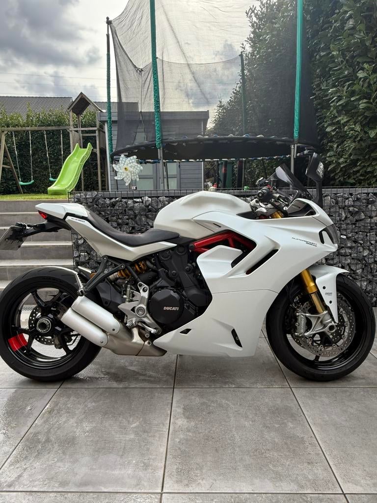 Ducati supersport 950 s, Permis Moto A, Plus de 35 kW, 2 cylindres, 937 cm³