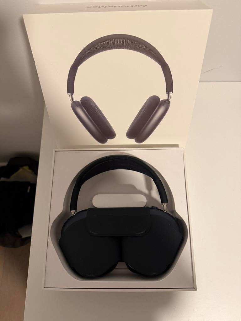 Airpods Max, Audio, Tv en Foto, Hoofdtelefoons, Zo goed als nieuw, Ophalen of Verzenden