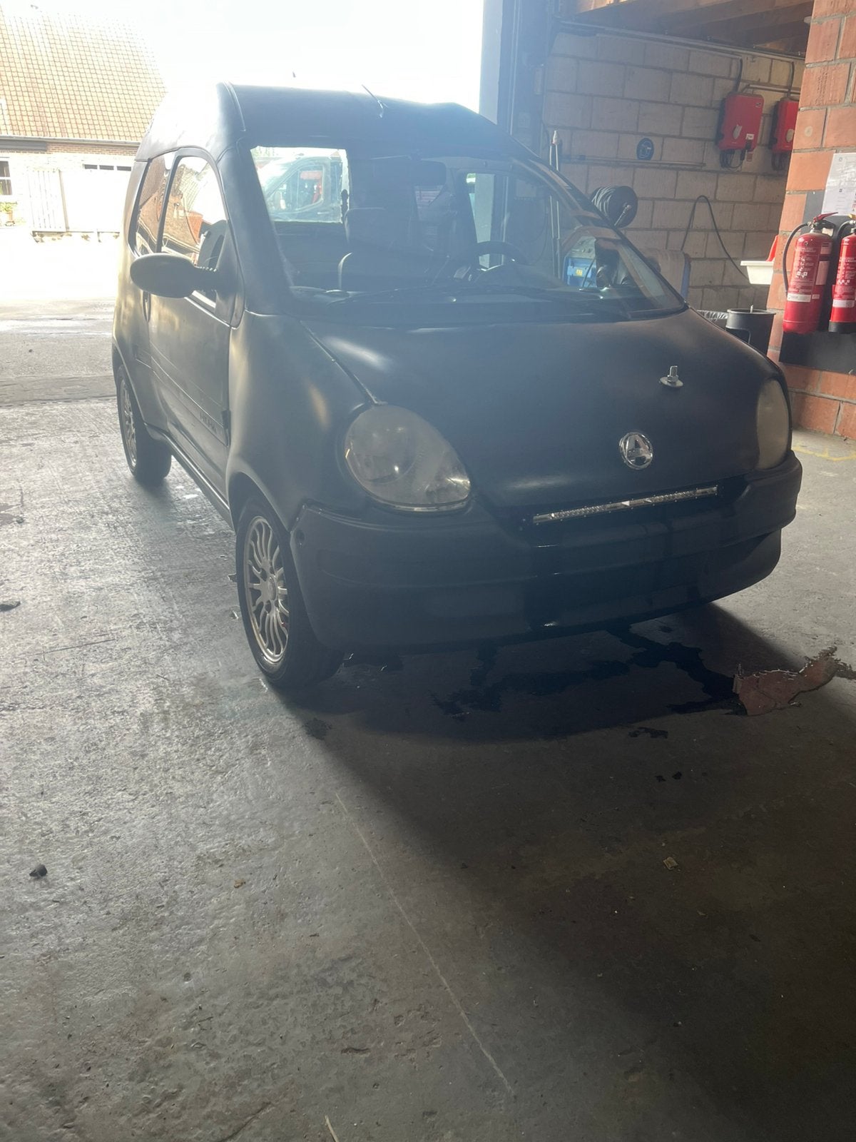 Aixam minivan 500.4, Enlèvement, Avant