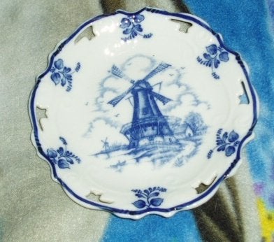 14 assiettes murales (agriculture, fleurs, millésime, ...), Ophalen