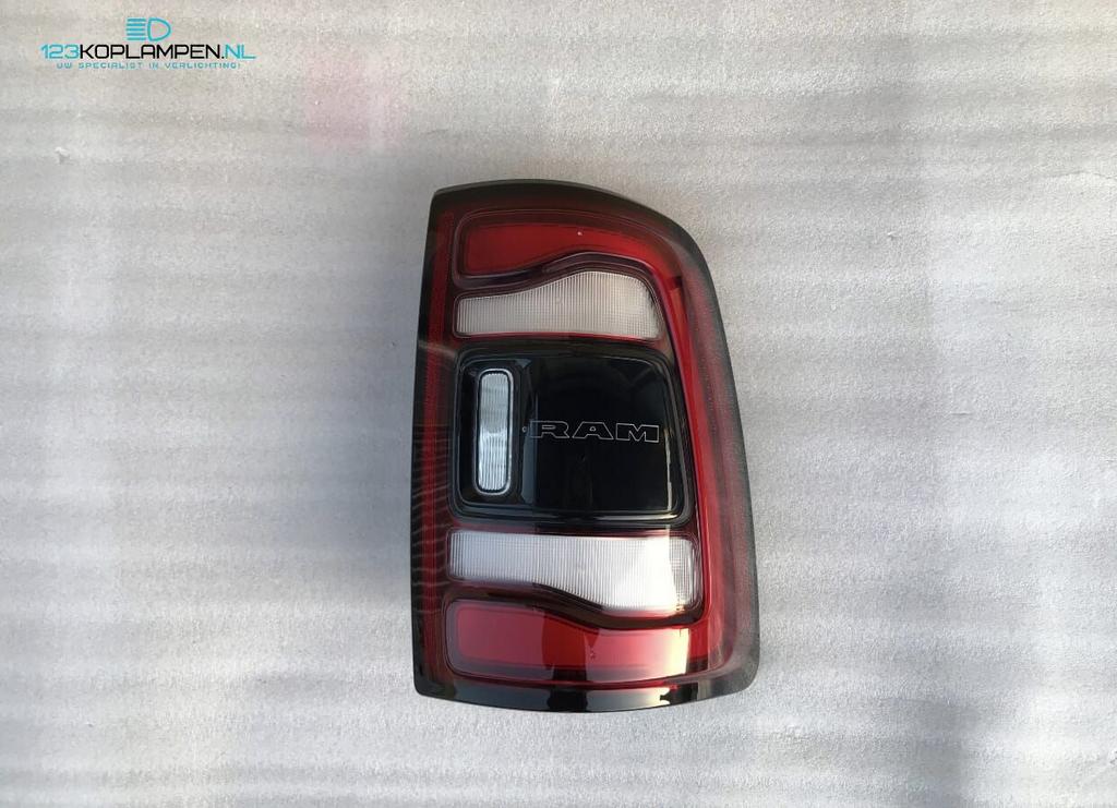 Dodge RAM 2018- LED achterlicht rechts, -, -, Enlèvement, Utilisé