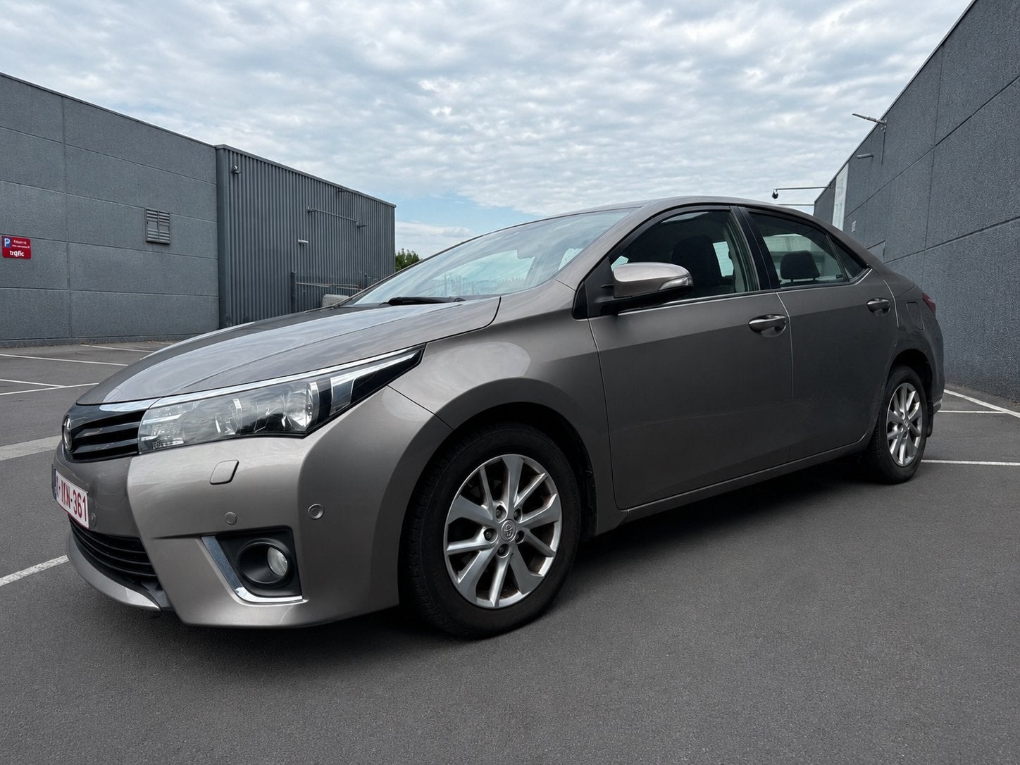 Toyota Corolla, Autos, Toyota, Argent ou Gris, Cruise Control, Boîte manuelle, Corolla