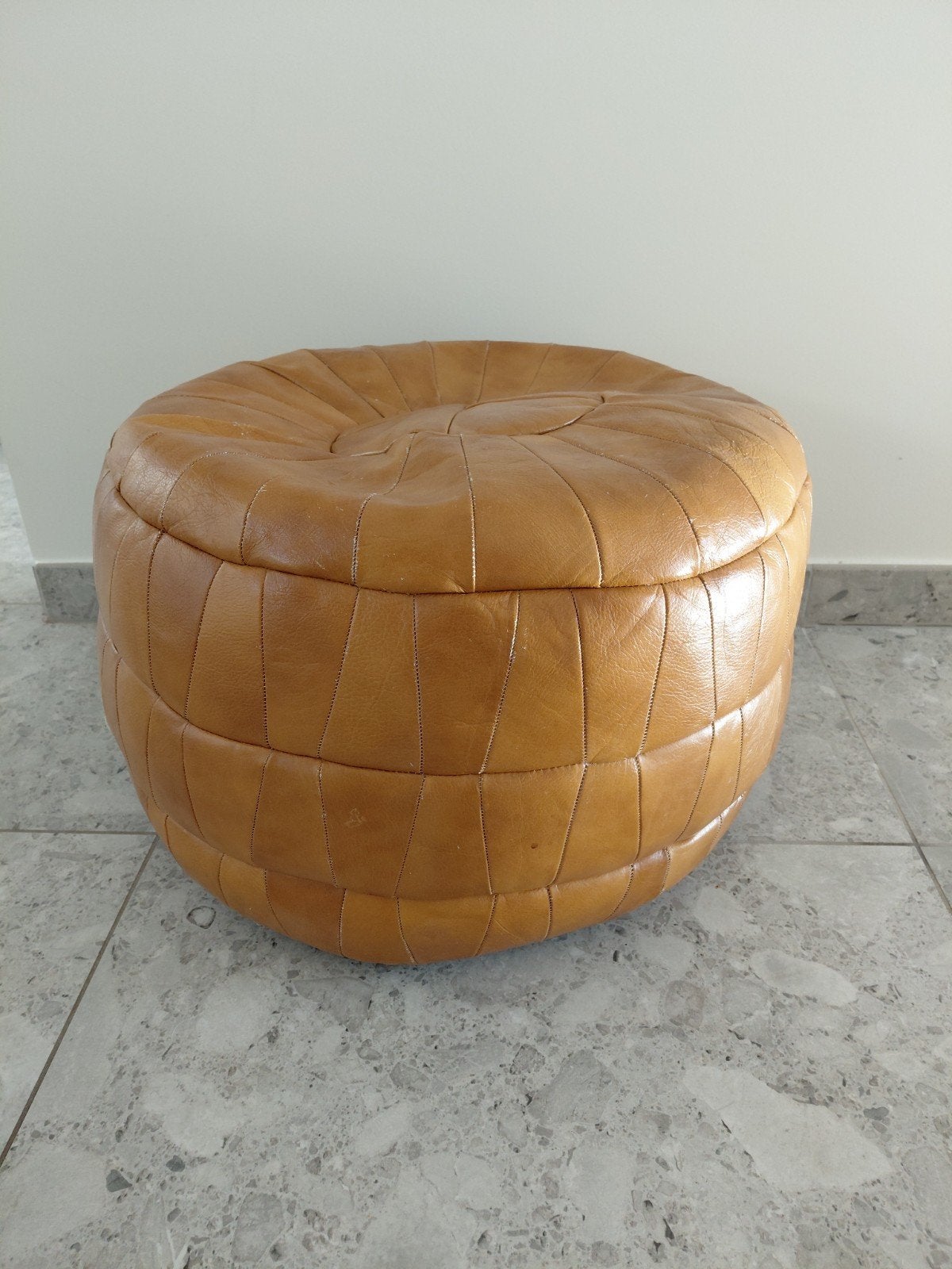 Vintage leder poef, Huis en Inrichting, Ophalen