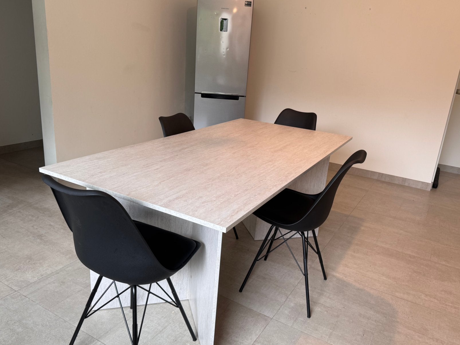 Eettafel + 4 stoelen, Huis en Inrichting, Ophalen, Zo goed als nieuw