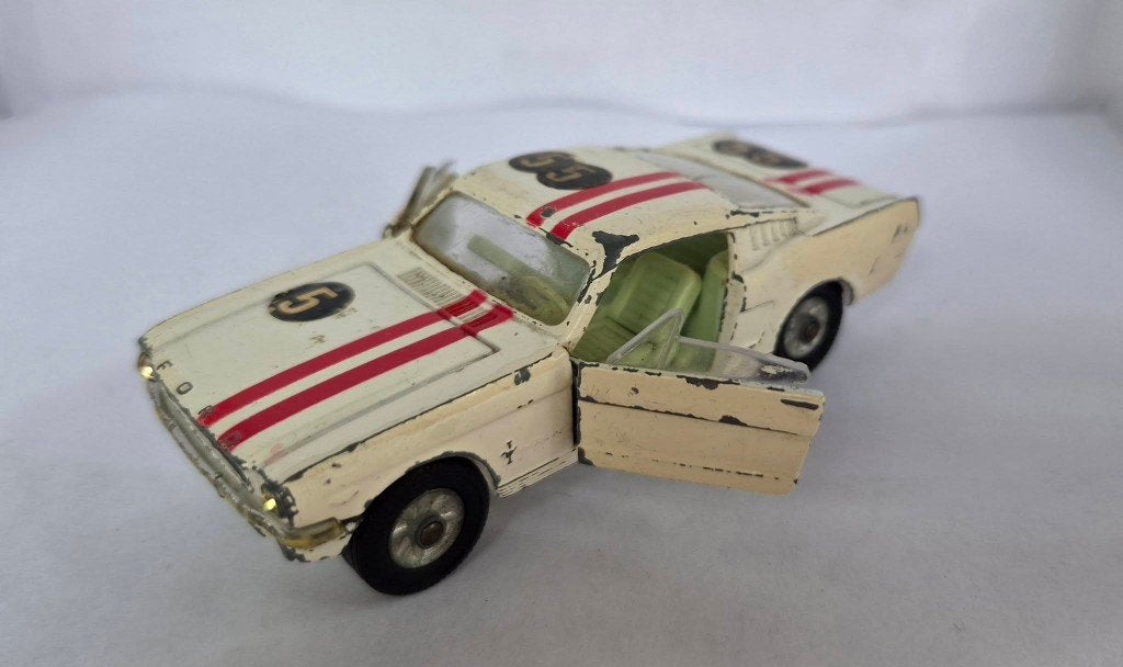 Ford Mustang Fastback 2+2 Corgi toys., Collections, Enlèvement ou Envoi, Utilisé, Voitures