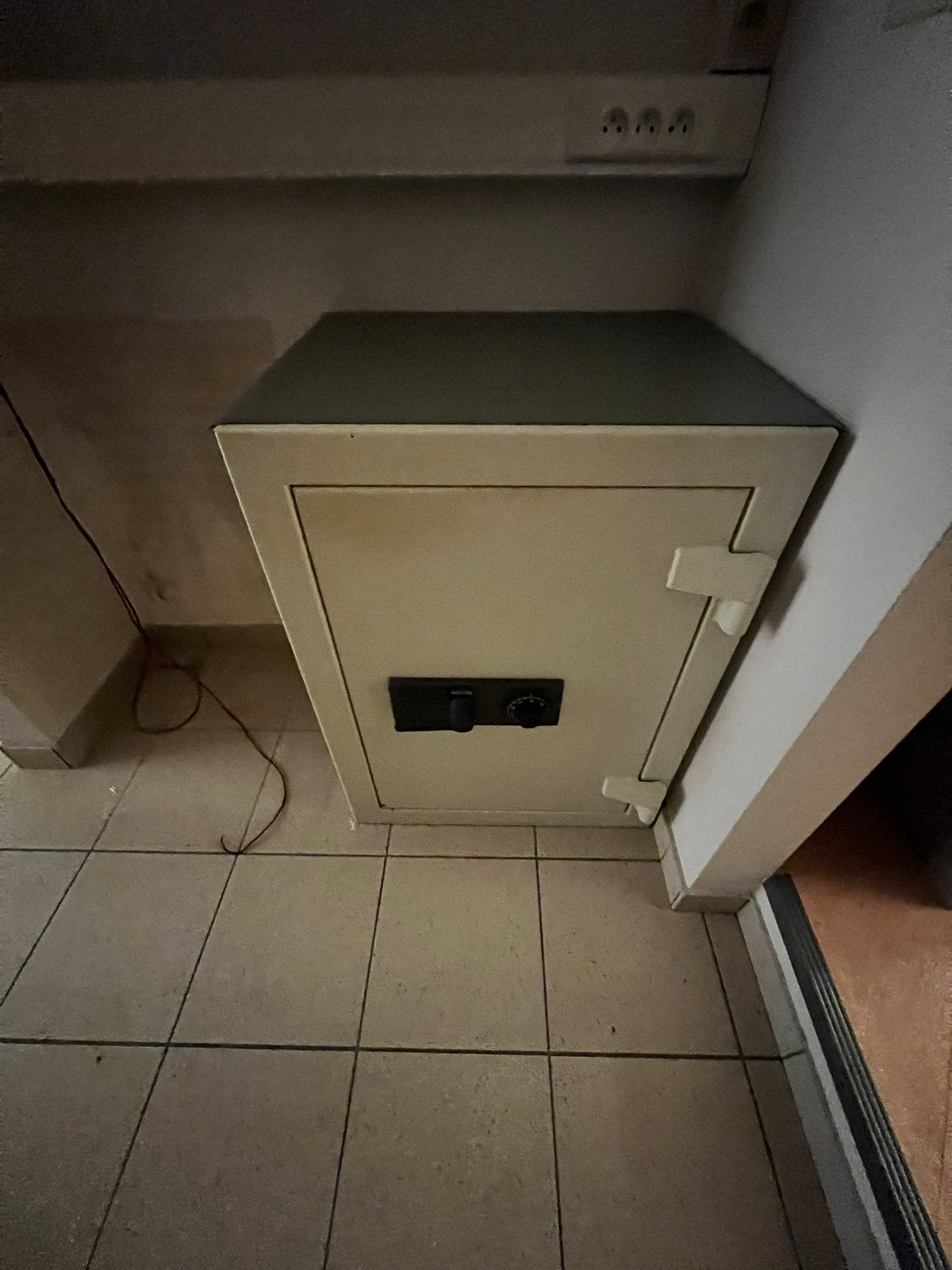 Brandkast 50x50cm, Huis en Inrichting, Ophalen of Verzenden, Zo goed als nieuw, Brandkast
