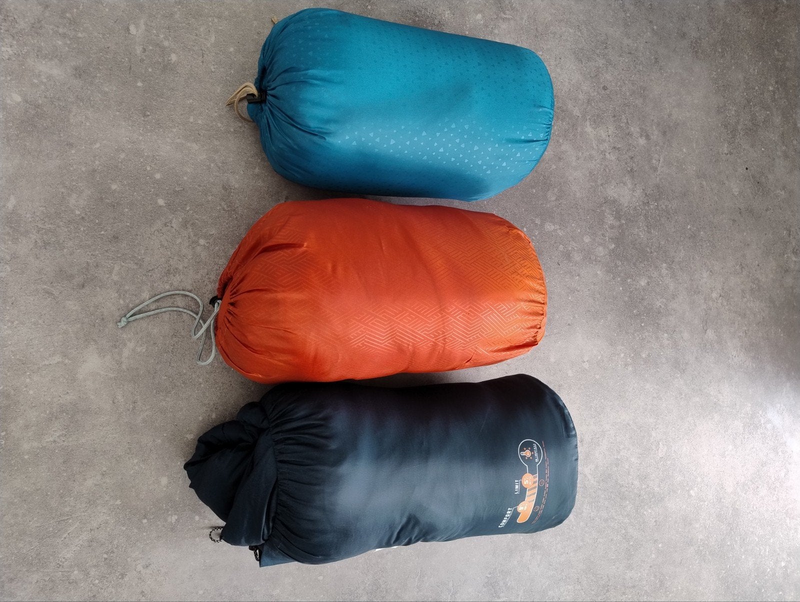 set van 3 slaapzakken, Caravans en Kamperen, Slaapzakken, Ophalen, Zo goed als nieuw