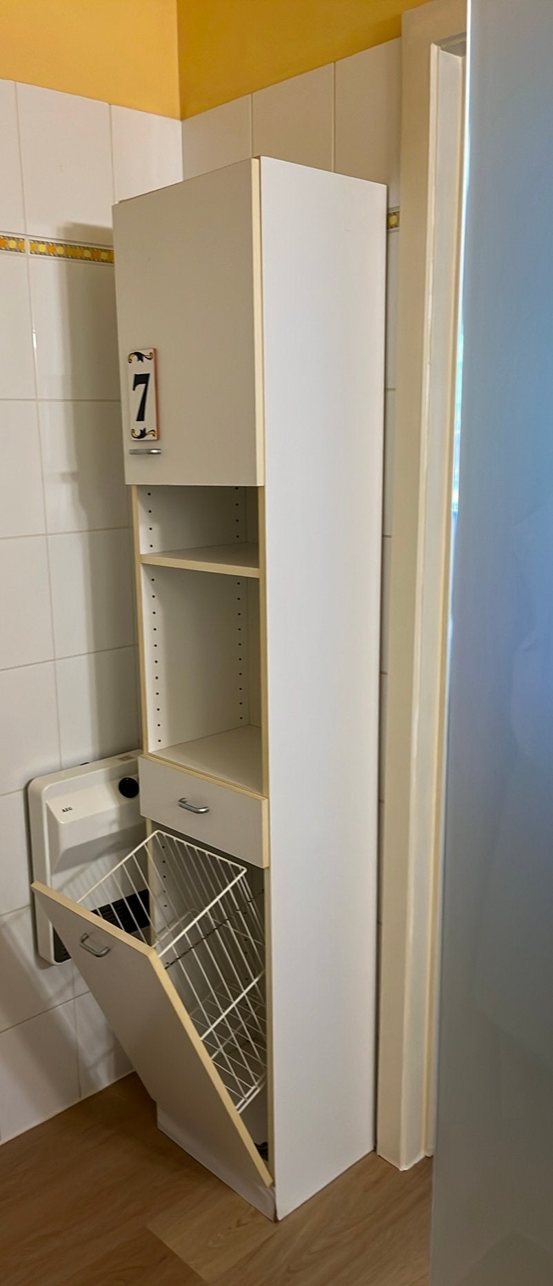 Meuble de salle de bain avec panier à linge, Enlèvement, Utilisé