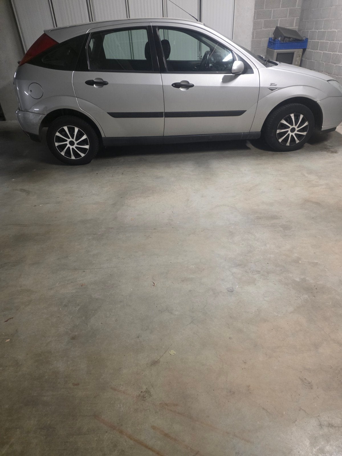 ford focus, Focus, Argent ou Gris, Achat, Noir