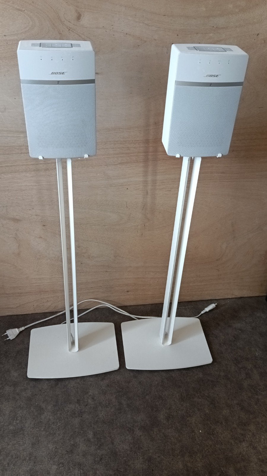 2 x Bose Soundtouch 10 sur supports au sol, TV, Hi-fi & Vidéo, Bluetooth, Enlèvement ou Envoi, Bose