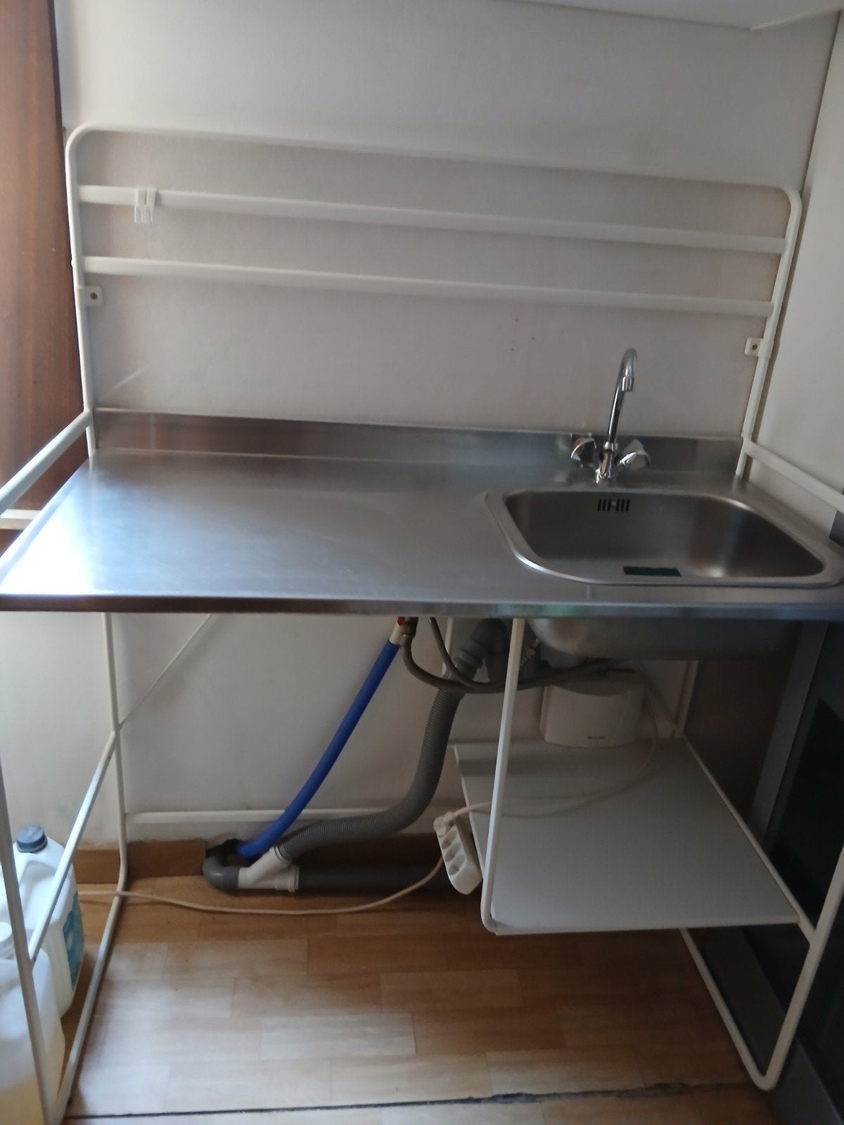 Cuisine en inox idéale pour les étudiants. Avec robinet de c, Enlèvement