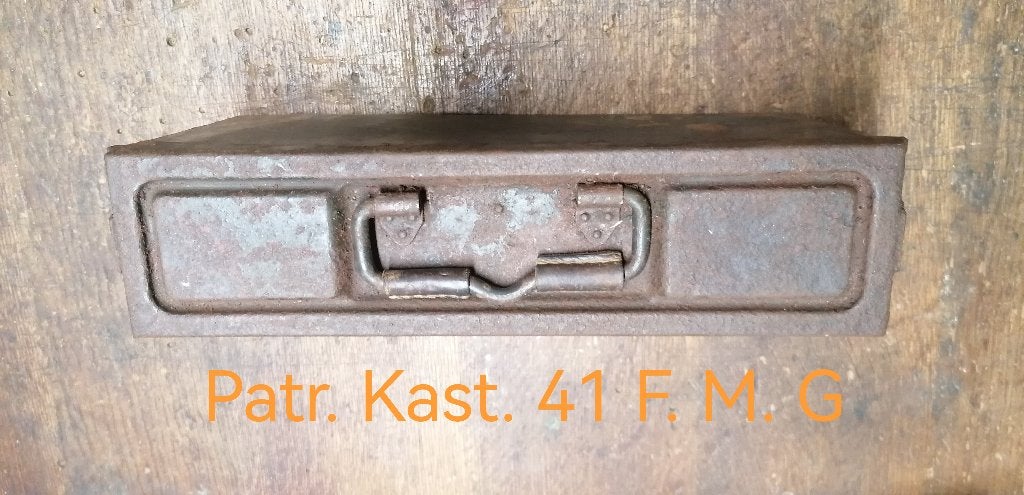 WO2 MG Duitse militaire zaak, Verzamelen, Verzenden, Overige soorten, Kist of Geocache