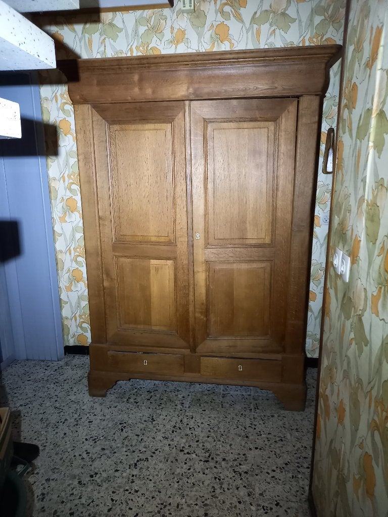 Ancien meuble, armoire, Enlèvement