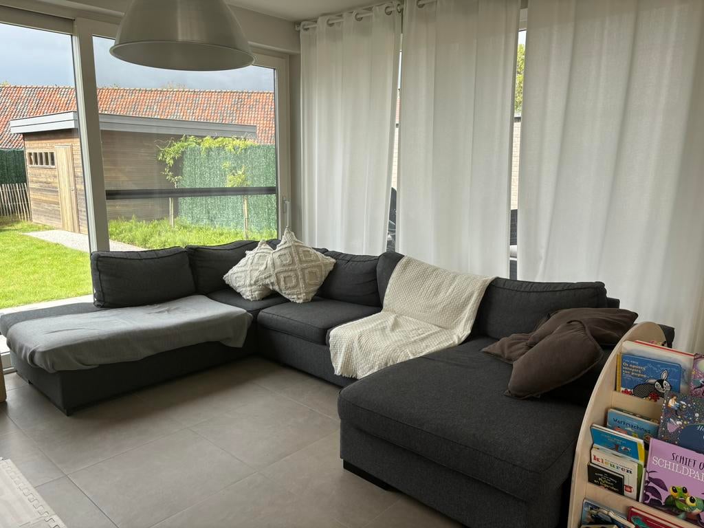 Hoeksalon. Merk Henders & Hazel. Twee versleten kussens, Huis en Inrichting, Zetels | Complete zithoeken, Ophalen, Gebruikt