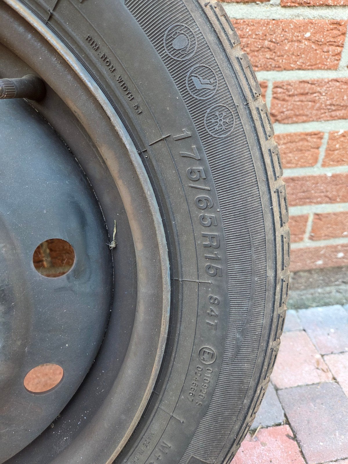 Minerva winterbanden met velg 175/65R15, Auto-onderdelen, Ophalen, Gebruikt, 15 inch, 175 mm