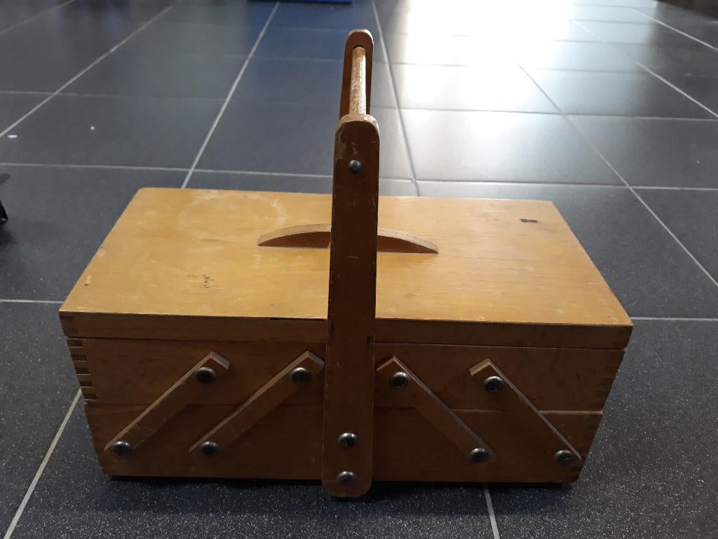 Houten vintage naai kist naaikistje, Ophalen of Verzenden, Gebruikt, Minder dan 50 cm, Minder dan 50 cm