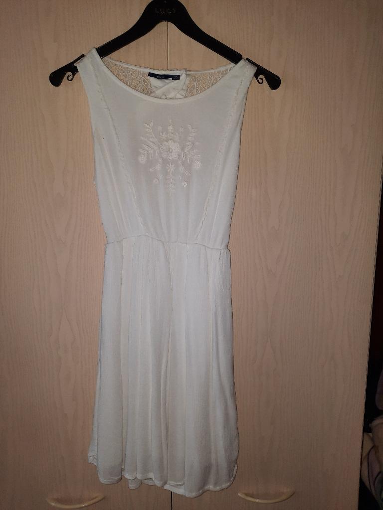 Robe de cérémonie taille 12 ans, Kinderen en Baby's, Kinderkleding | Maat 152, Ophalen of Verzenden, Gebruikt, Meisje, Jurk of Rok