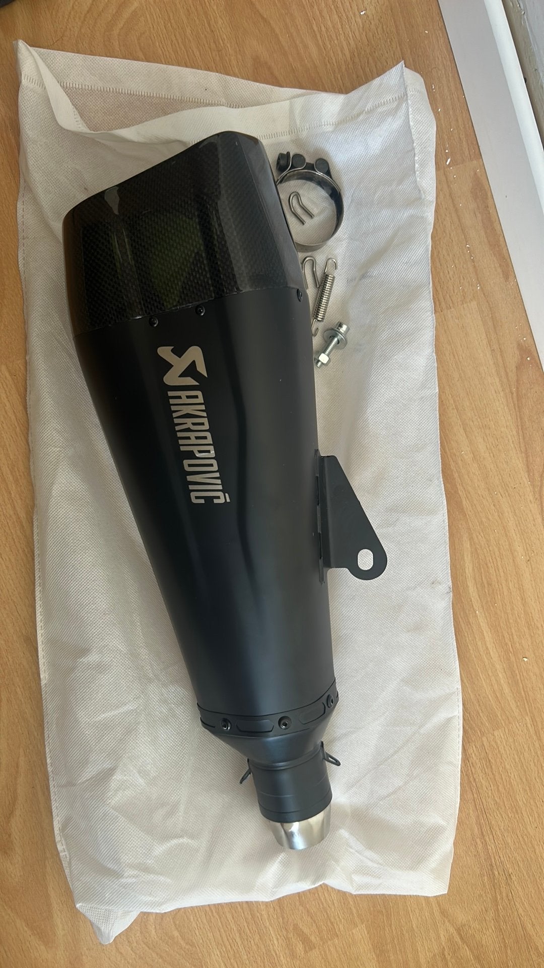 Silencieux akrapovix t max moto scooter, Motoren, Onderdelen | Merk-onafhankelijk, Ophalen