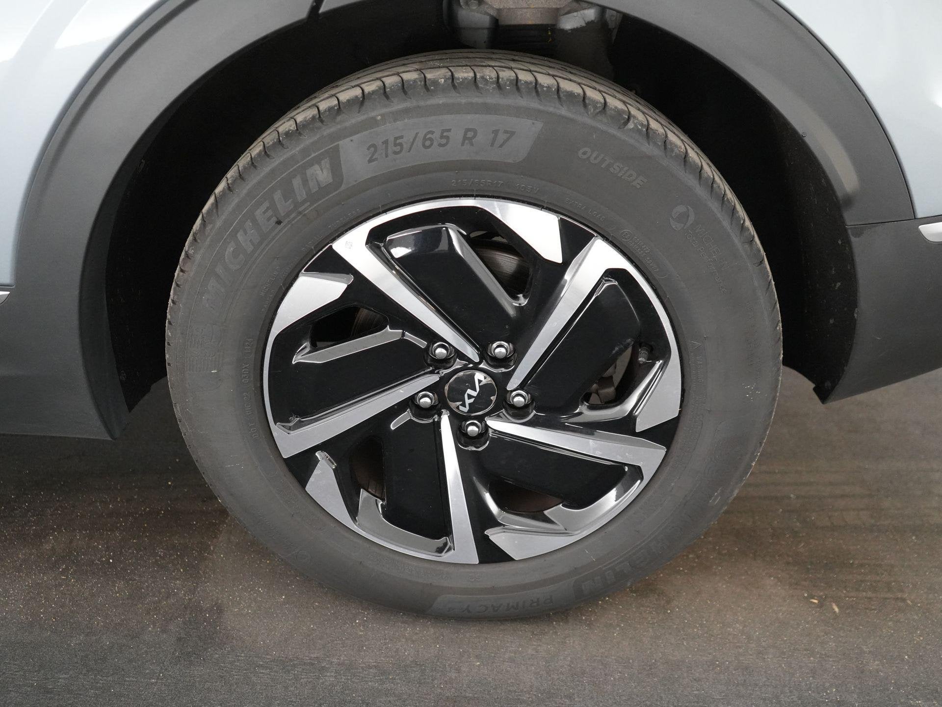 Kia Sportage 1.6 T-GDi 48V 7DCT Pulse, Dealer onderhouden, Stof, Gebruikt, 4 cilinders
