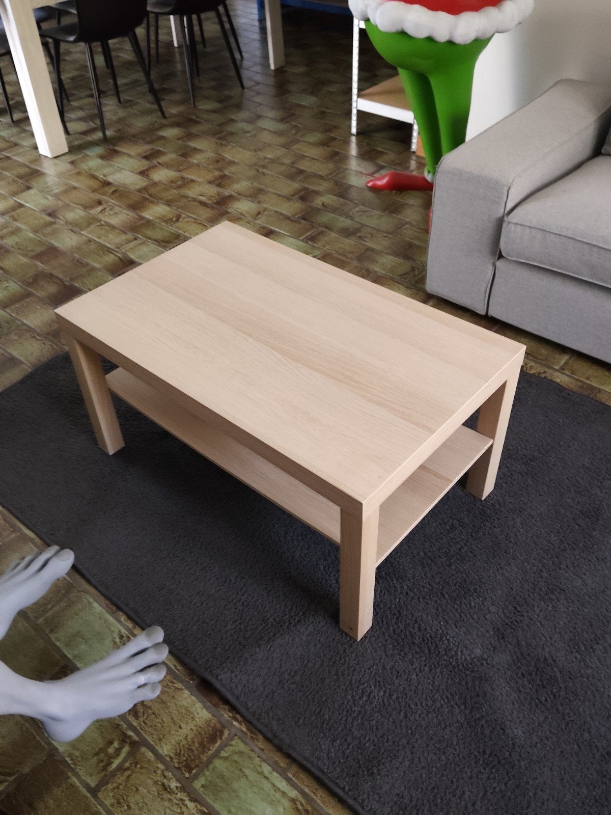 table de salon avec le tapis, Enlèvement