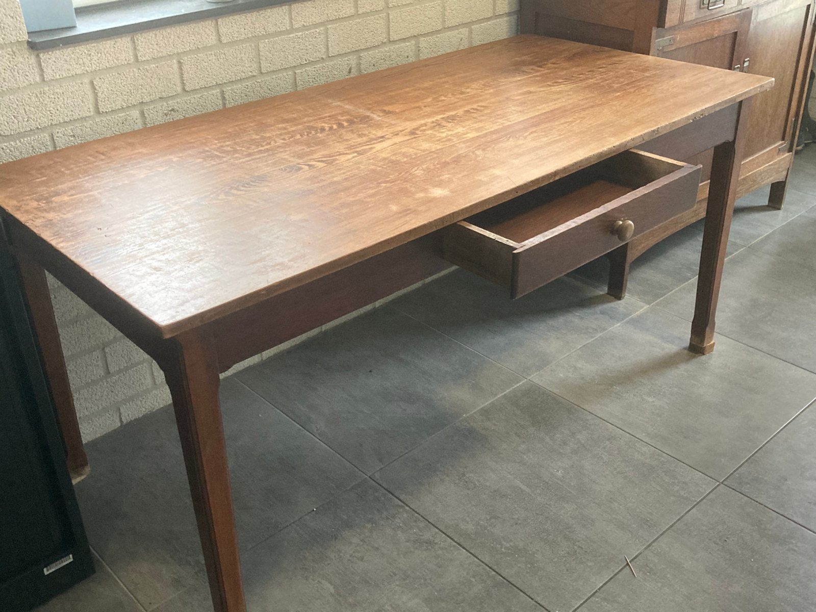 Mooie antieke eetkamertafel, Enlèvement