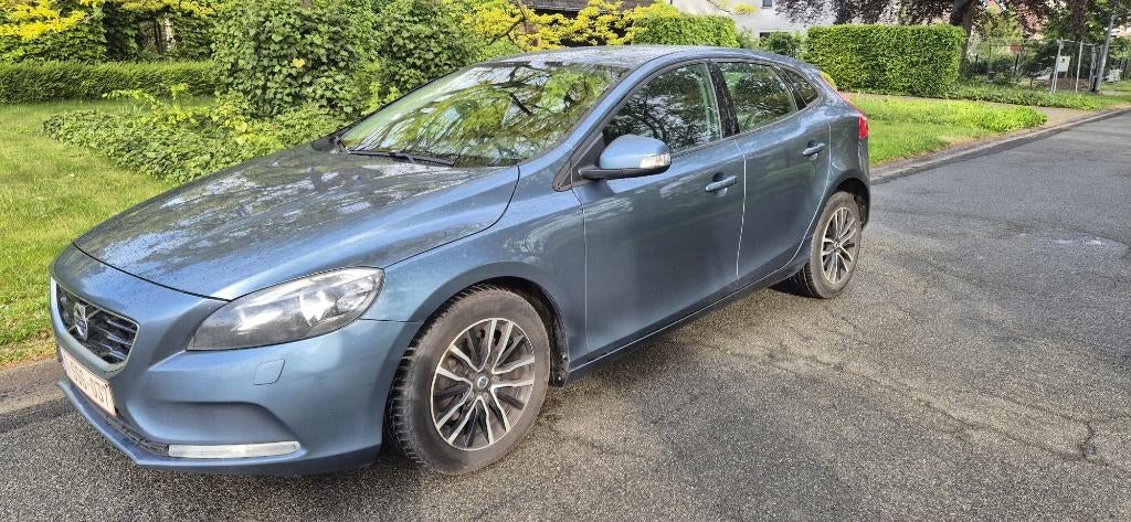 Volvo V40 (voor export eventueel), Autos, Euro 5, Achat, 5 portes, Particulier