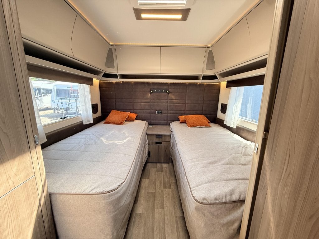Kabe Royal 560 GLE KS, Rondzit, Bedrijf, Kabe, 6 tot 7 meter