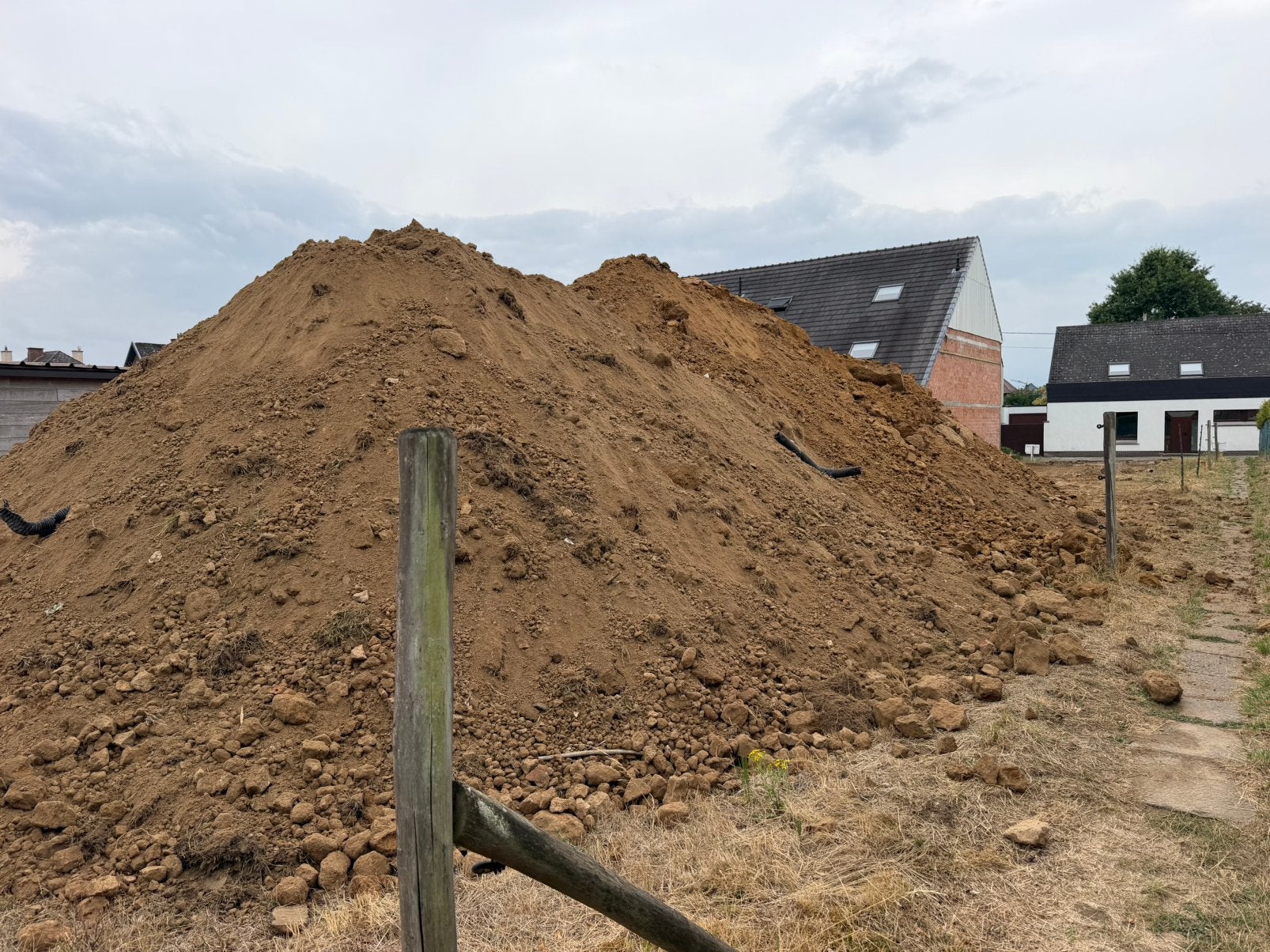 Gratis aarde grond, Enlèvement