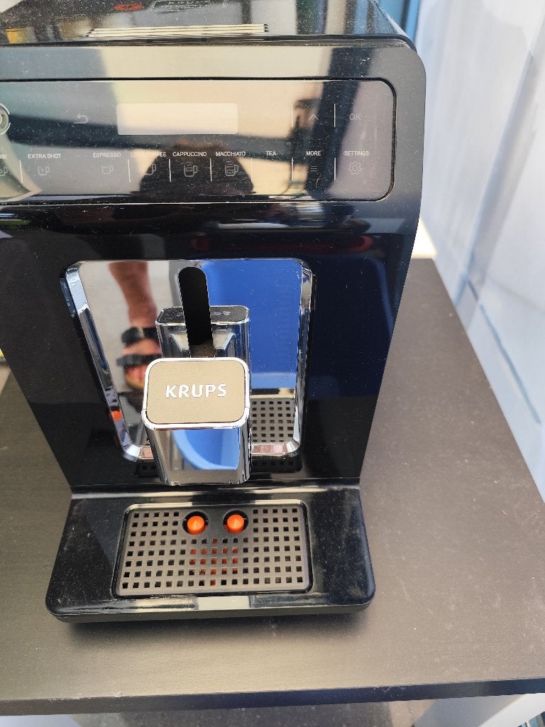 Krups volautomatish koffiemachine, Elektronische apparatuur, Ophalen, Koffiebonen, Zo goed als nieuw, Krups