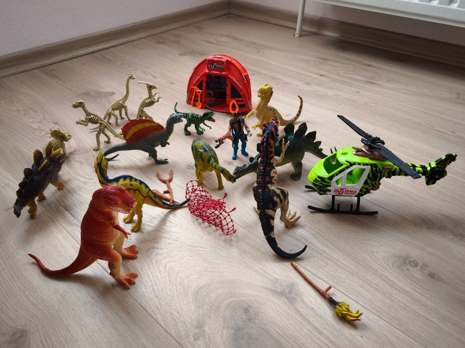 Dinosaurs-collectie, Ophalen, Zo goed als nieuw