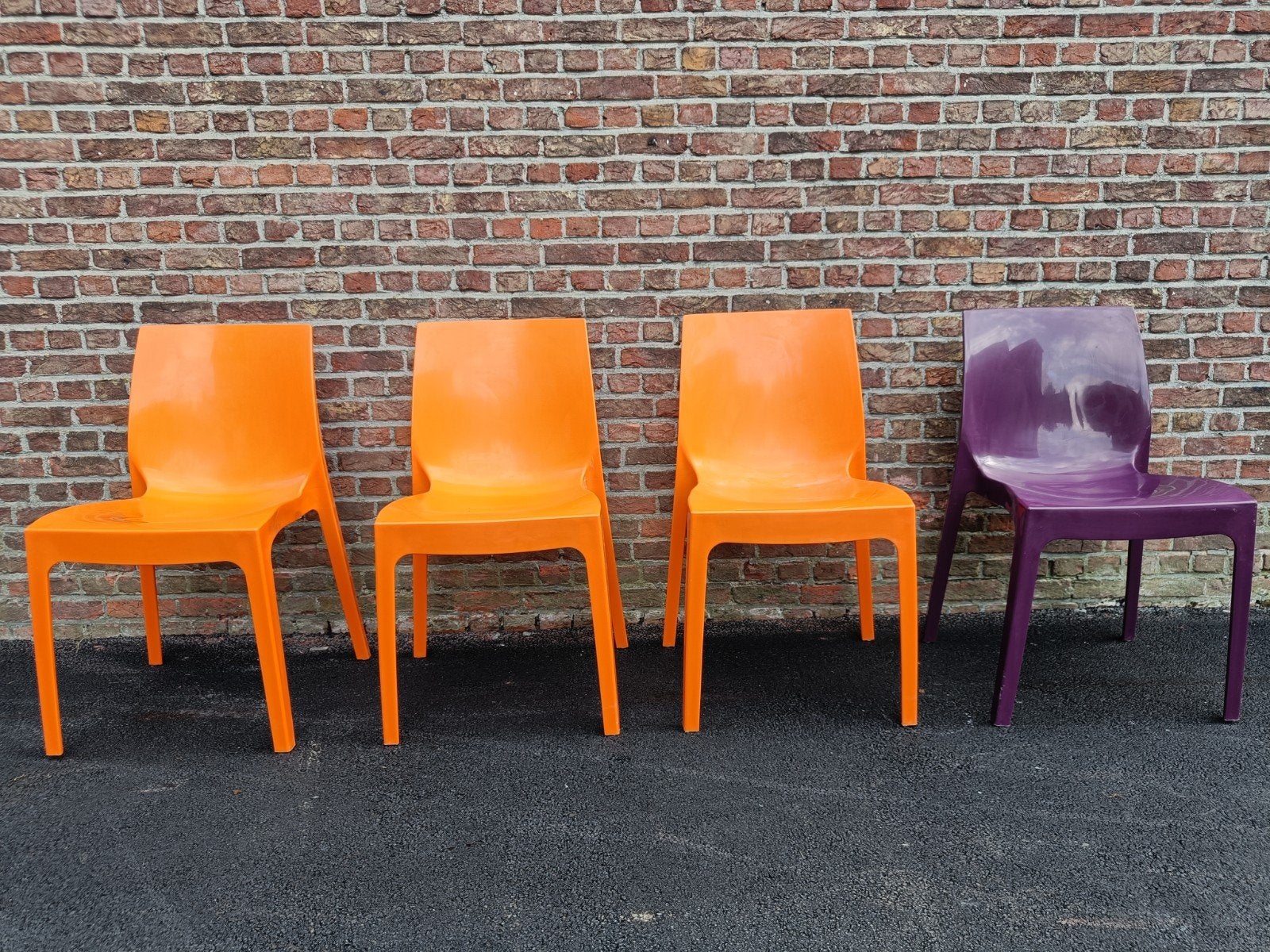 Vintage set van 4 oranje stoelen, Ophalen