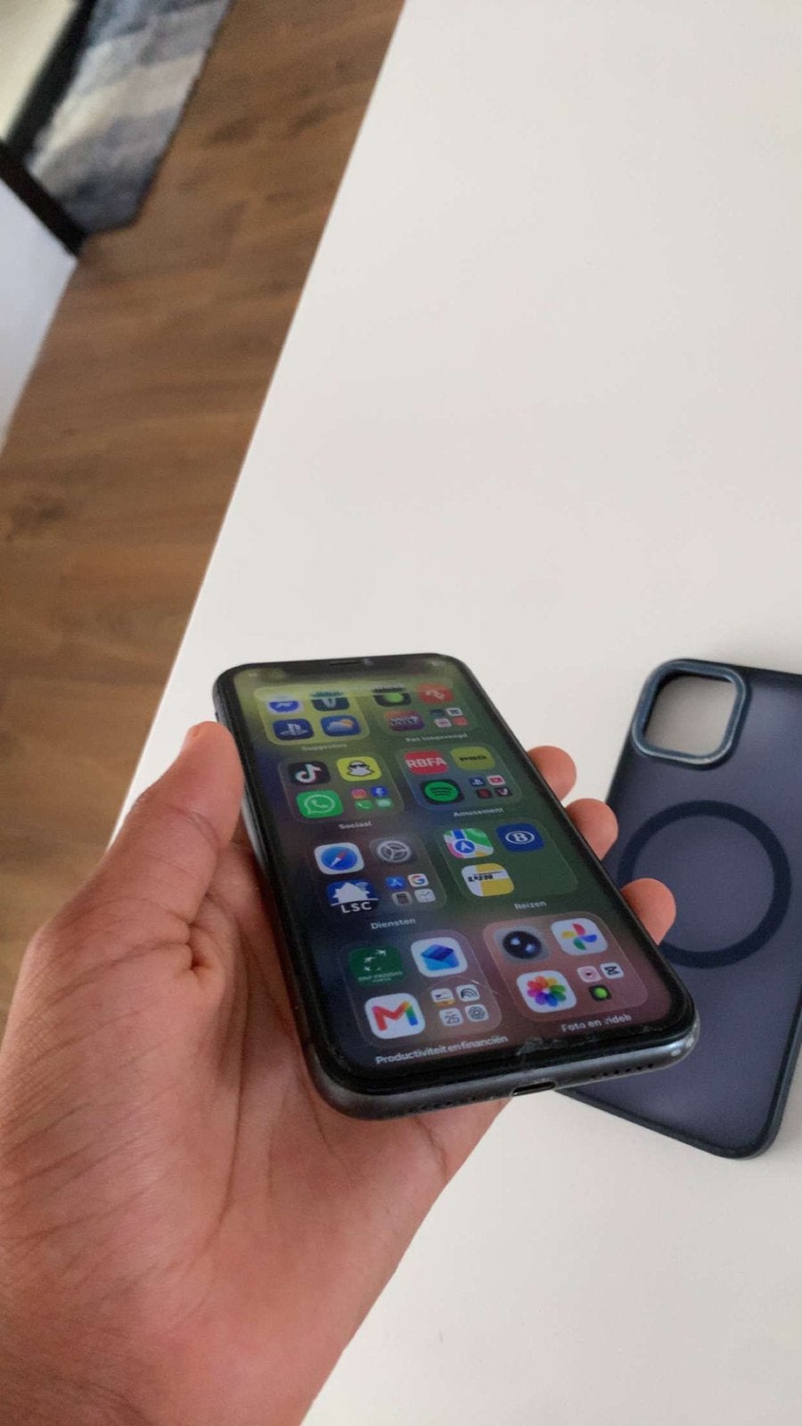 iPhone 11 64 Go, Avec simlock (verrouillage SIM), Sans abonnement, 100 %, Noir