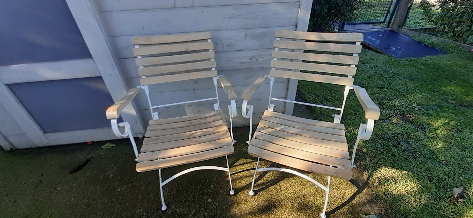 Tuinstoel.Bellini model hout en wit metaal.Altijd binnen., Huis en Inrichting, Ophalen, Twee, Wit, Zo goed als nieuw