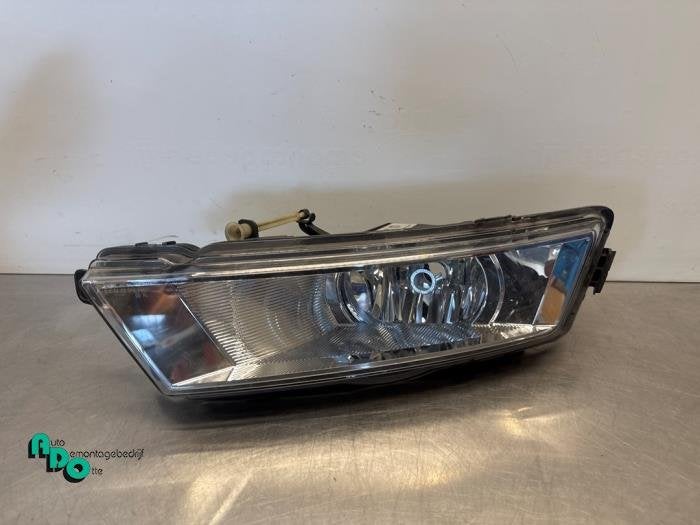 Mistlamp links-voor van een Skoda Rapid (Rapid 13-), Gebruikt, -, -, Ophalen of Verzenden
