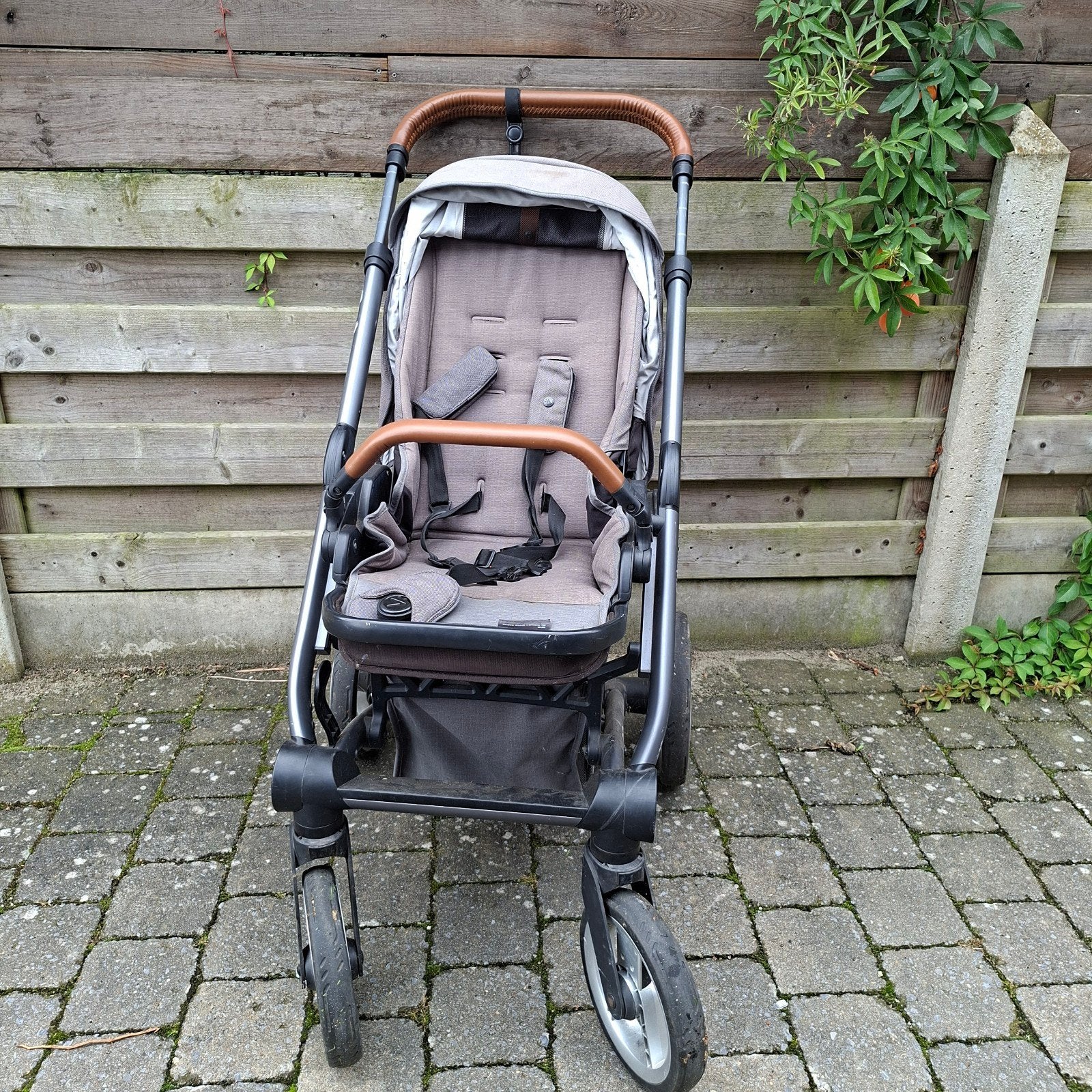 Kinderwagen Mutsy Nio, Enlèvement, Utilisé, Protection de pluie