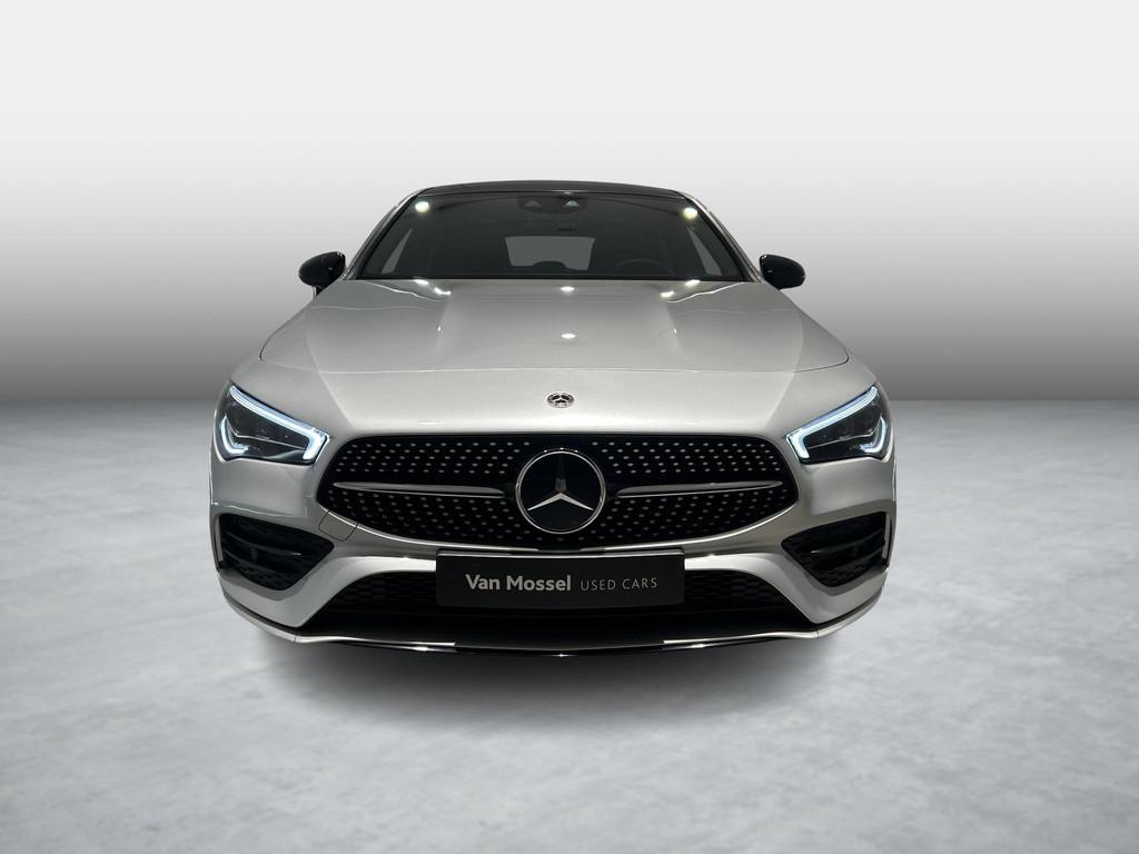 Mercedes-Benz CLA 250 AMG Line Shooting Brake + 224 PK + PAN, Auto's, CLA, Gebruikt, 4 cilinders, Leder en Stof