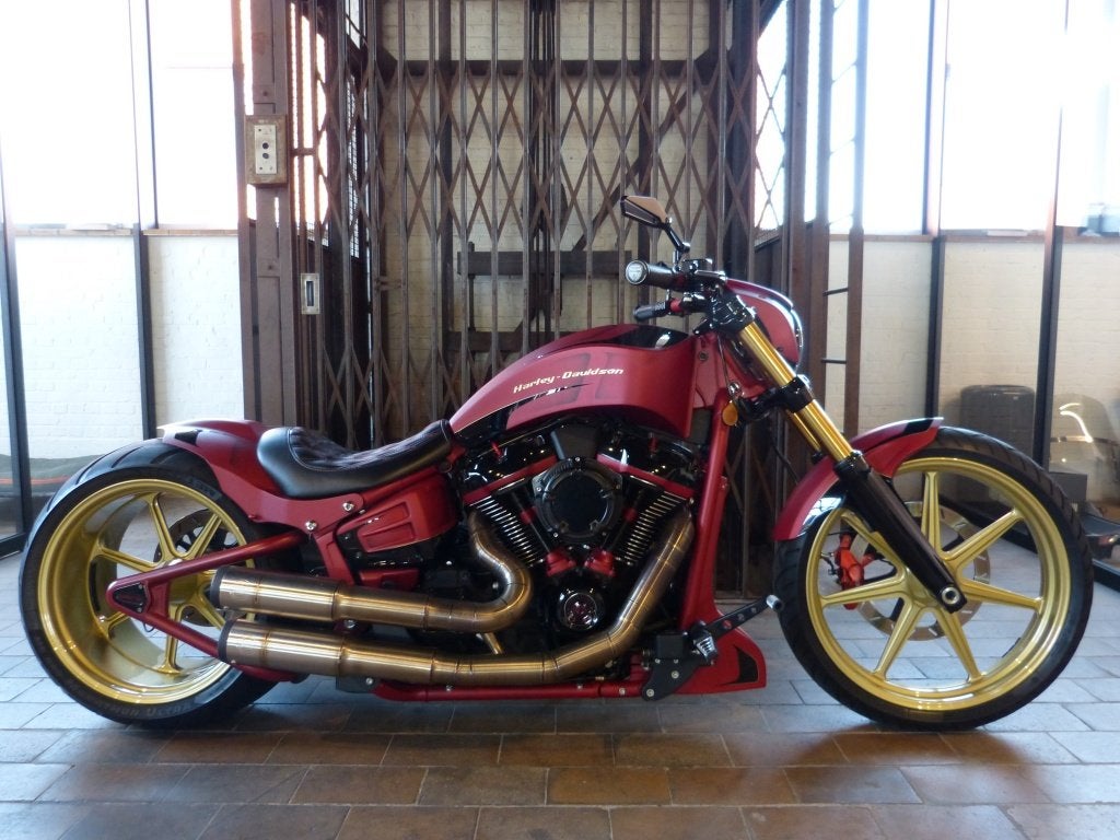 Harley-Davidson SOFTAIL FXBRS Breakout, Info@freedom-machines.be, Gentweg 32
9940  Evergem, Harley-Davidson, Entreprise