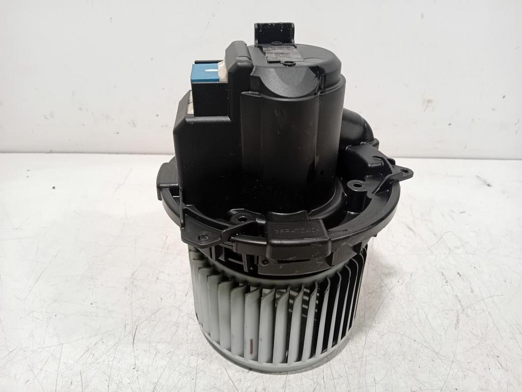 Kachel ventilator motor Nissan Micra, Auto-onderdelen, Onderdelen@venauto.nl, Van der Ven Autorecycling B.V., Gebruikt, Ettenseweg 76, 4706 PB Roosendaal, The Netherlands