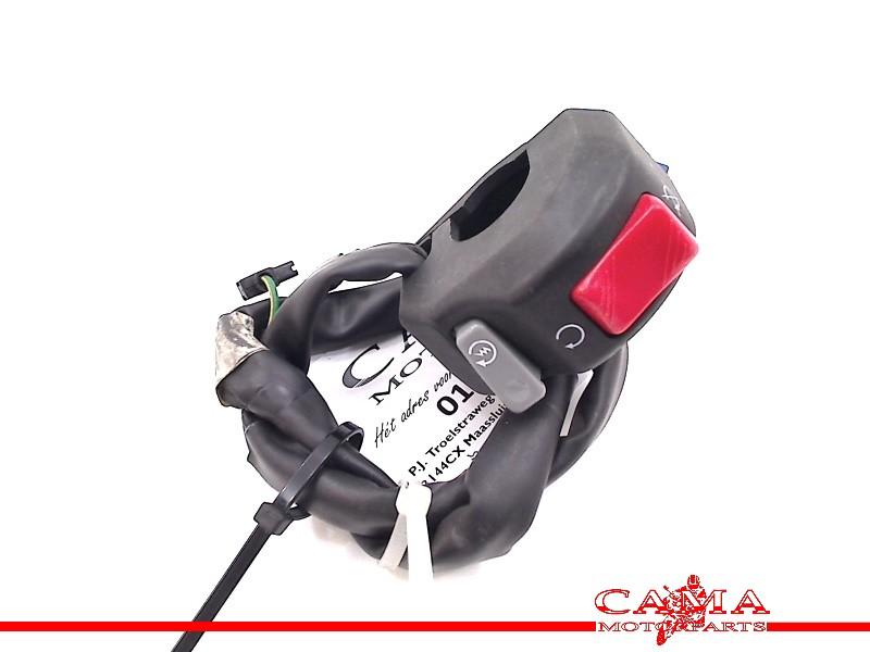 COMMUTATEUR DROIT YZF R125 2008-2013 (YZF-R125 YZFR125), Dhr. S. di Majo, Utilisé, Info@cama-motorparts.nl, P.J. Troelstraweg 8 8
3144 CX  MAASSLUIS, NL