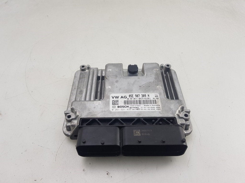 COMPUTER MOTOR Audi Q2 (GAB / GAG) (01-2016/10-2020), Robert Bosch AG, Gebruikt, Audi, Robert-Bosch-Allee 1
74232  Abstatt, DE