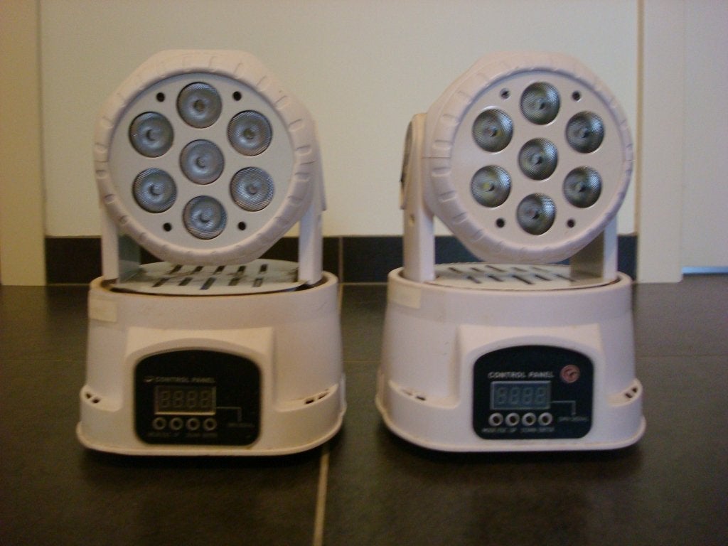 2x Led Moving Head Wit, Muziek en Instrumenten, Ophalen of Verzenden, Zo goed als nieuw, Licht, Geluidgestuurd