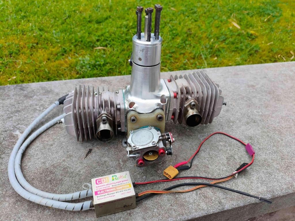 Moteur bicylindre DA100, Enlèvement ou Envoi, Utilisé, Avion