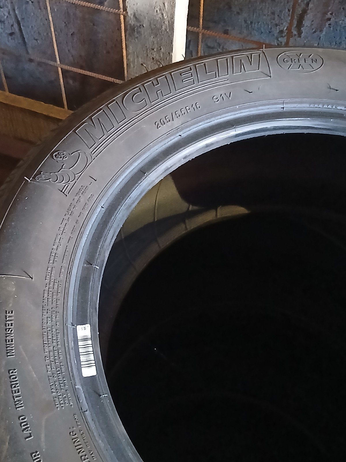 4 pneus été Michelin 205 55 16 91v., Enlèvement