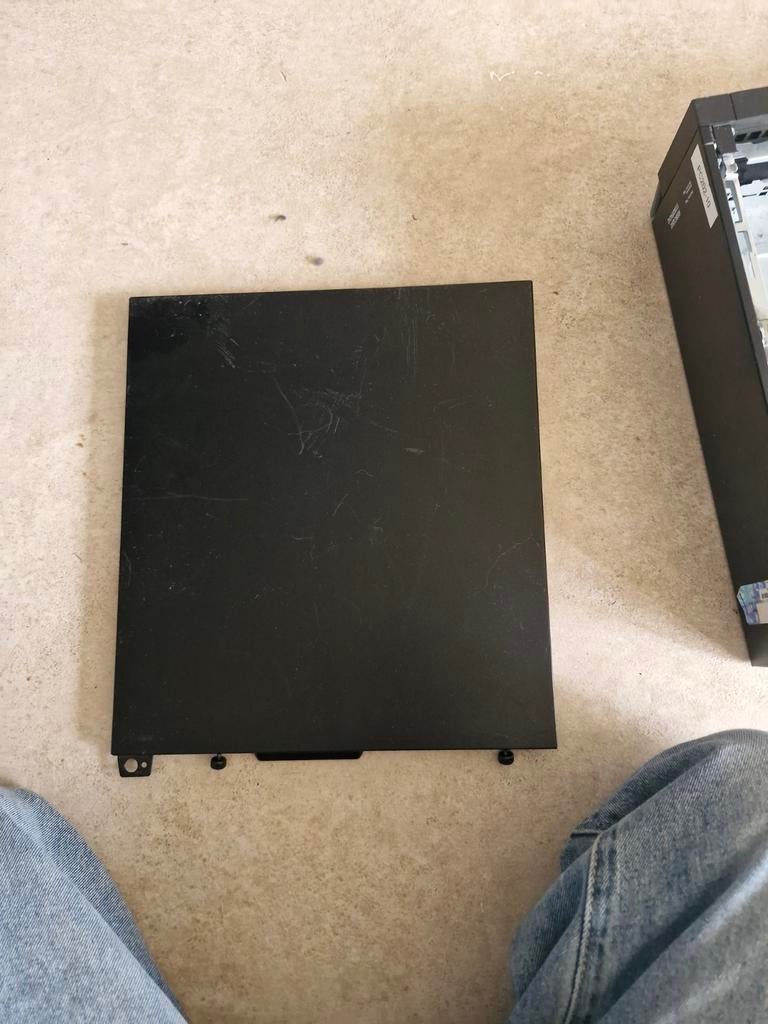 Computercase DELL mini, Ophalen