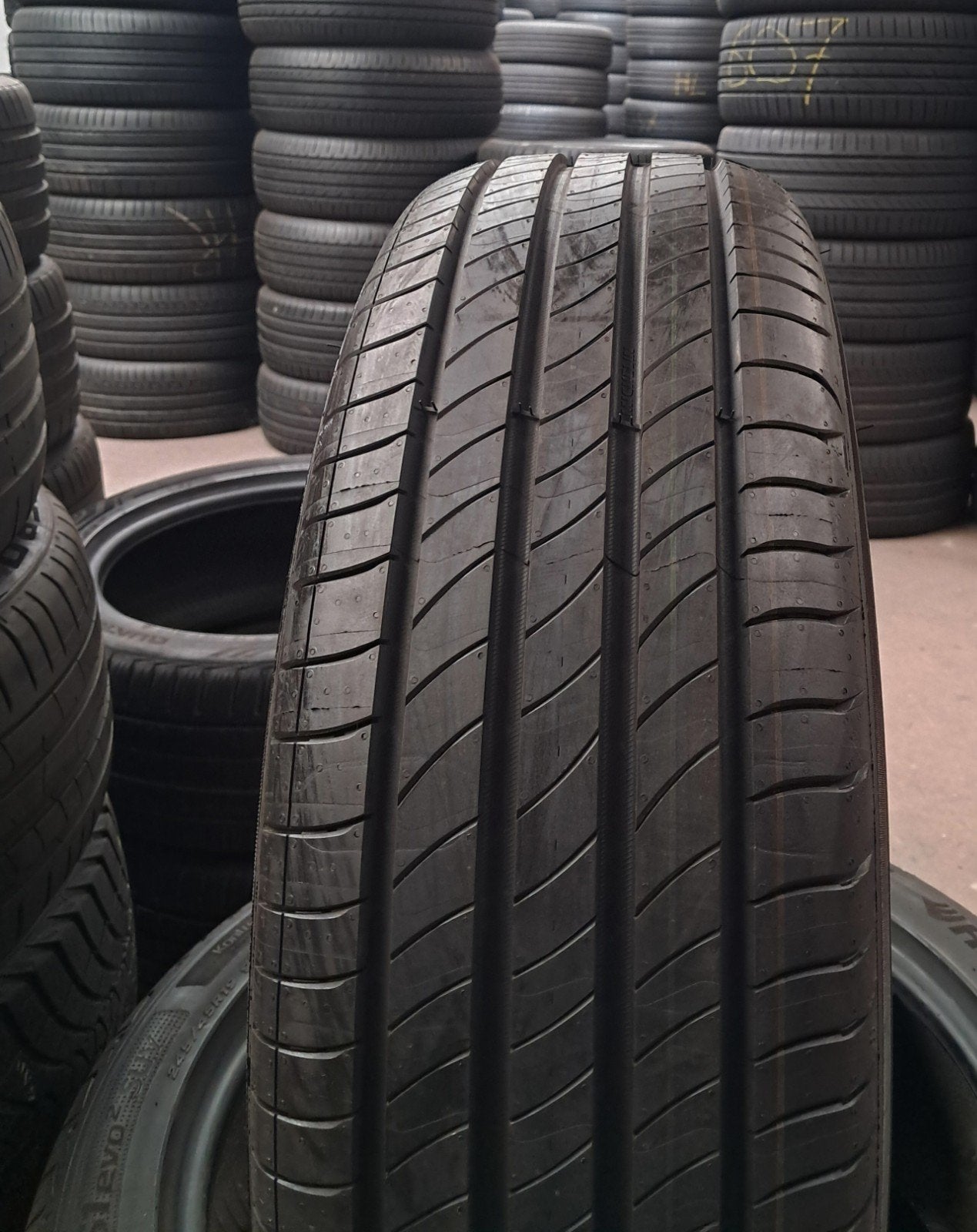 19560r18 195 60 r18 195/60/18 Michelin Nouveau avec mont, Autos : Pièces & Accessoires, Enlèvement ou Envoi
