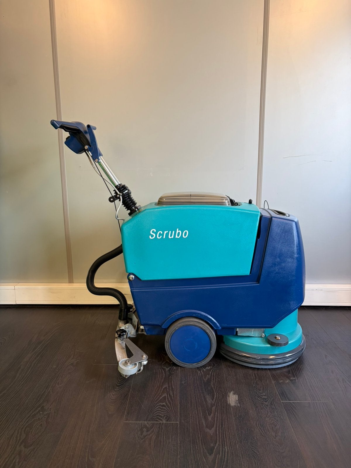 Schrobmachine | Wetrok Scrubo | Nieuw accupakket, Enlèvement ou Envoi