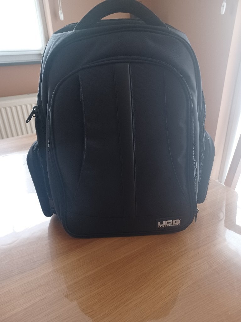 UDG DJ tas, 40 cm of meer, Zo goed als nieuw, Waterdicht, Ophalen