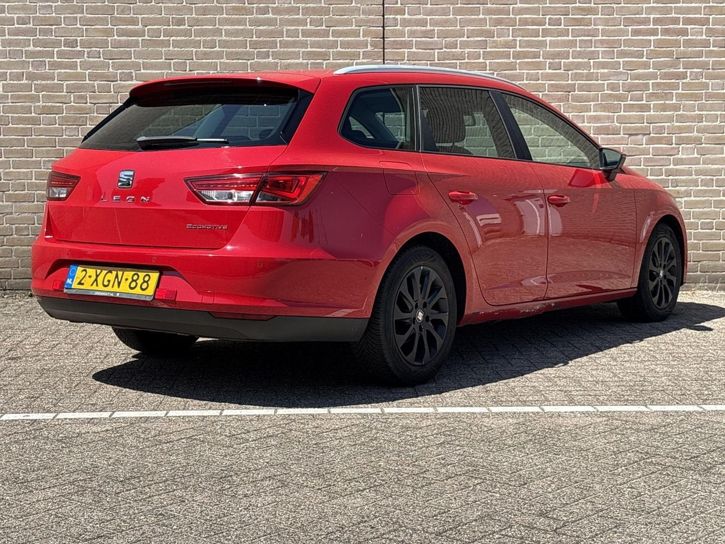 Seat Leon ST 1.6 TDI Style Business Ecomotive, Autos, Seat, Rouge, Achat, Entreprise, Noir