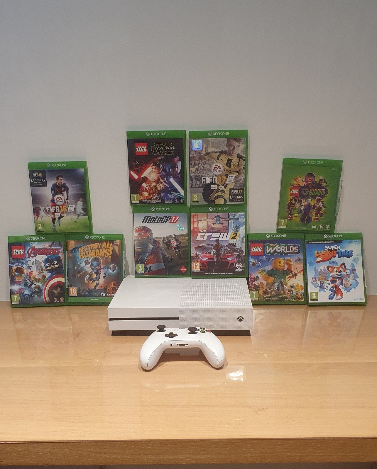 xbox one met €105 aan spellen, Games en Spelcomputers, Xbox One, Ophalen of Verzenden, Met 1 controller, Gebruikt